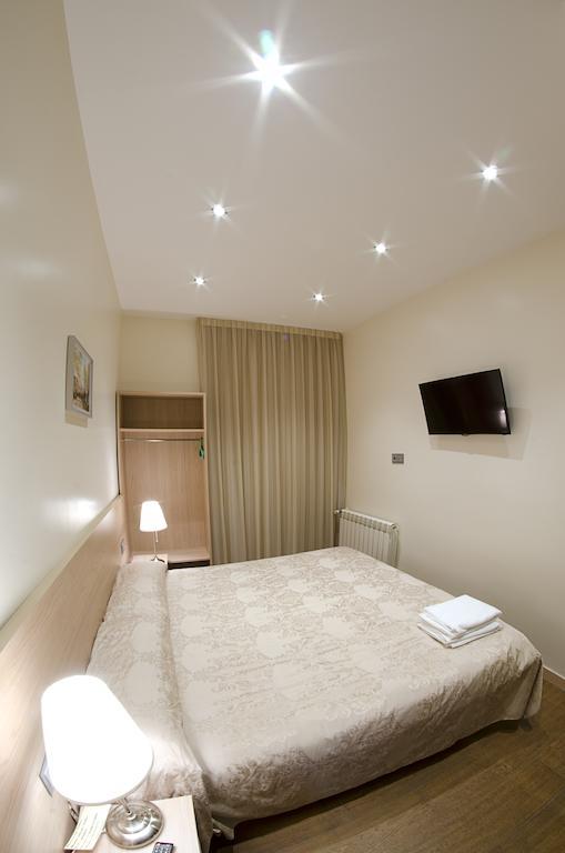 Hostal Excellence Barcelona Eksteriør billede