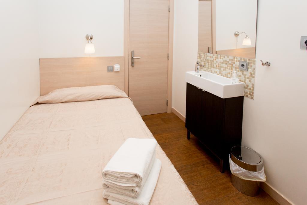 Hostal Excellence Barcelona Eksteriør billede