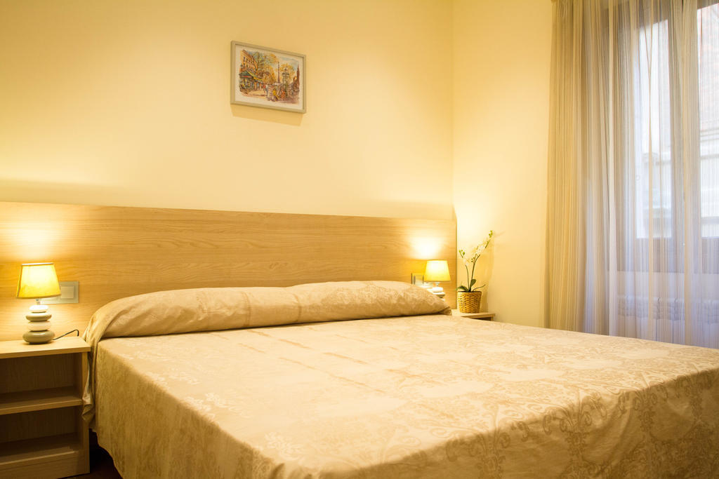 Hostal Excellence Barcelona Eksteriør billede